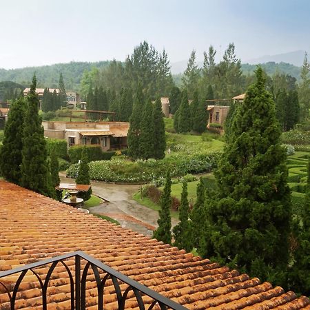 La Toscana Suan Phueng Εξωτερικό φωτογραφία