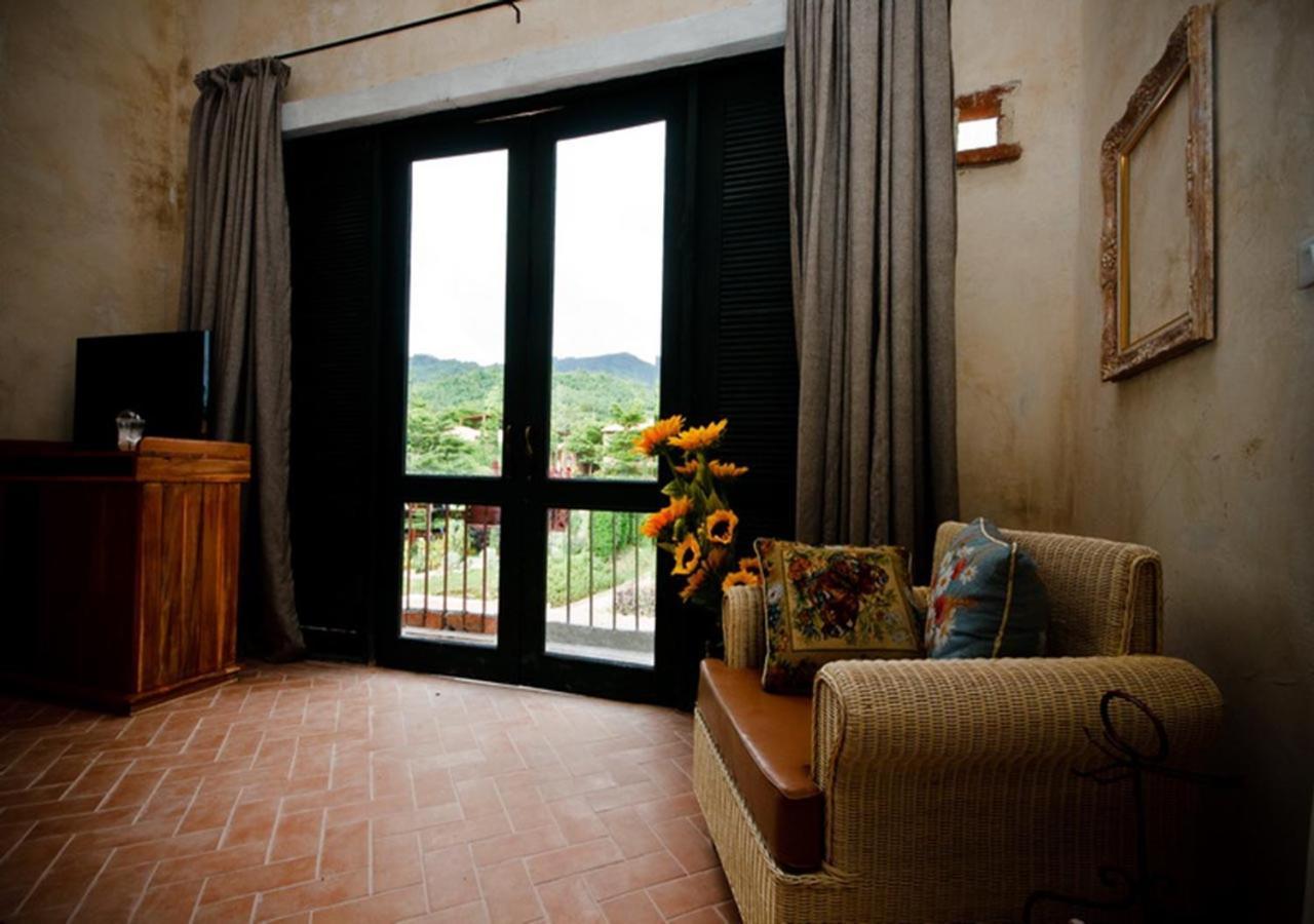 La Toscana Suan Phueng Εξωτερικό φωτογραφία