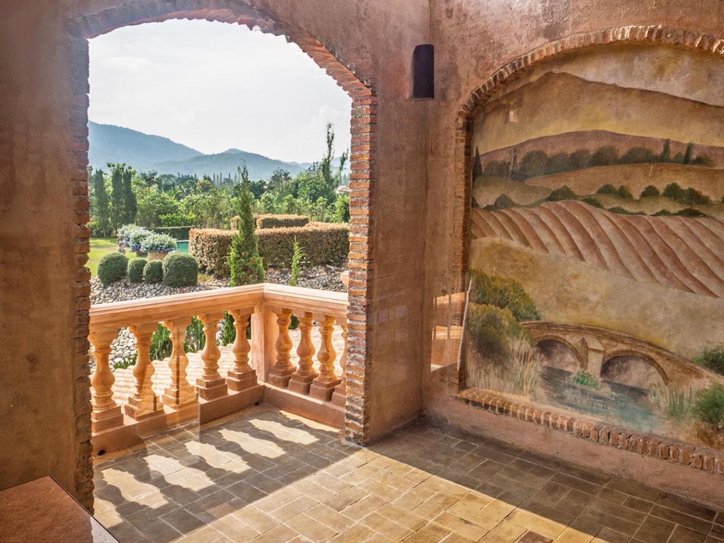 La Toscana Suan Phueng Εξωτερικό φωτογραφία