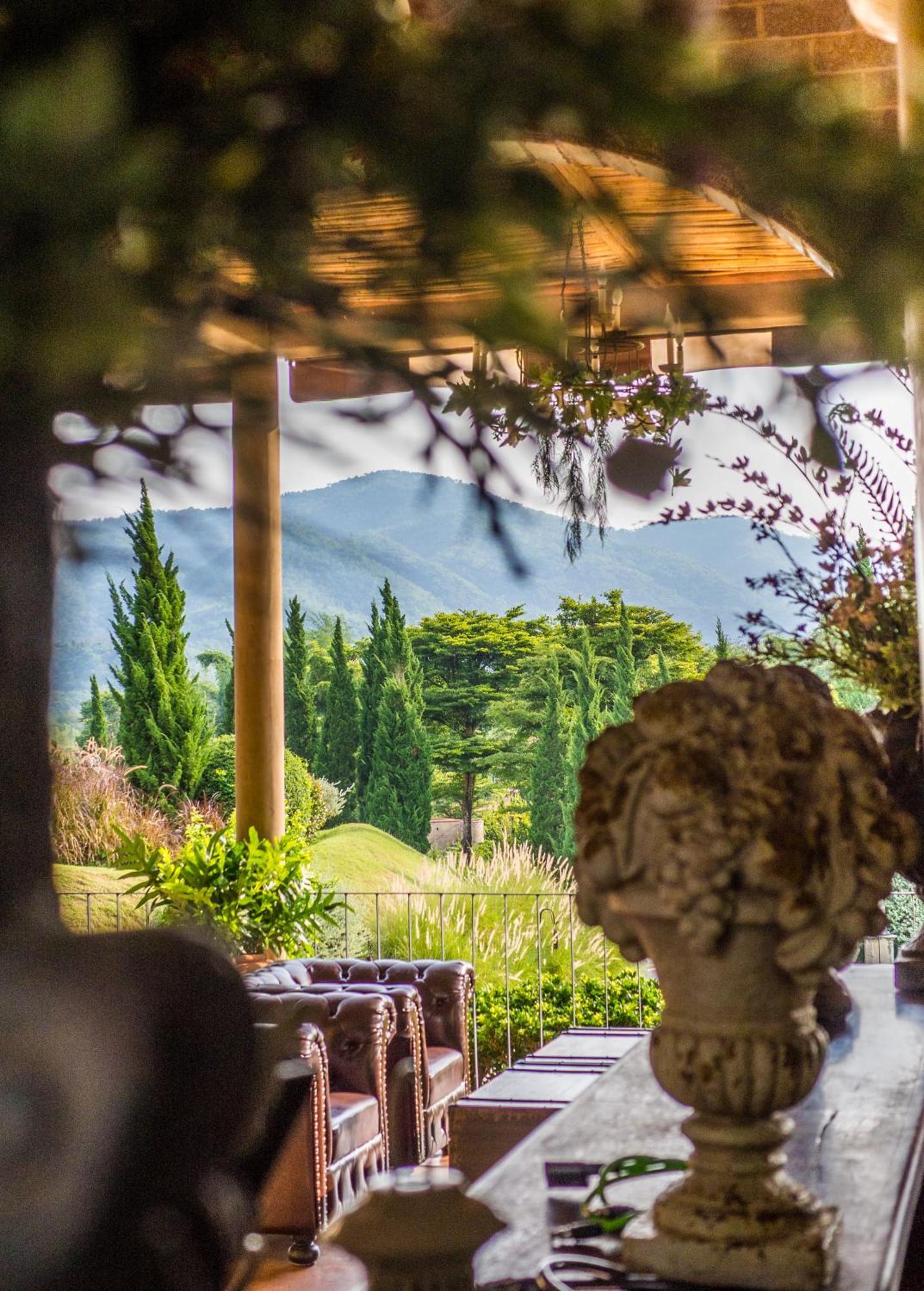 La Toscana Suan Phueng Εξωτερικό φωτογραφία