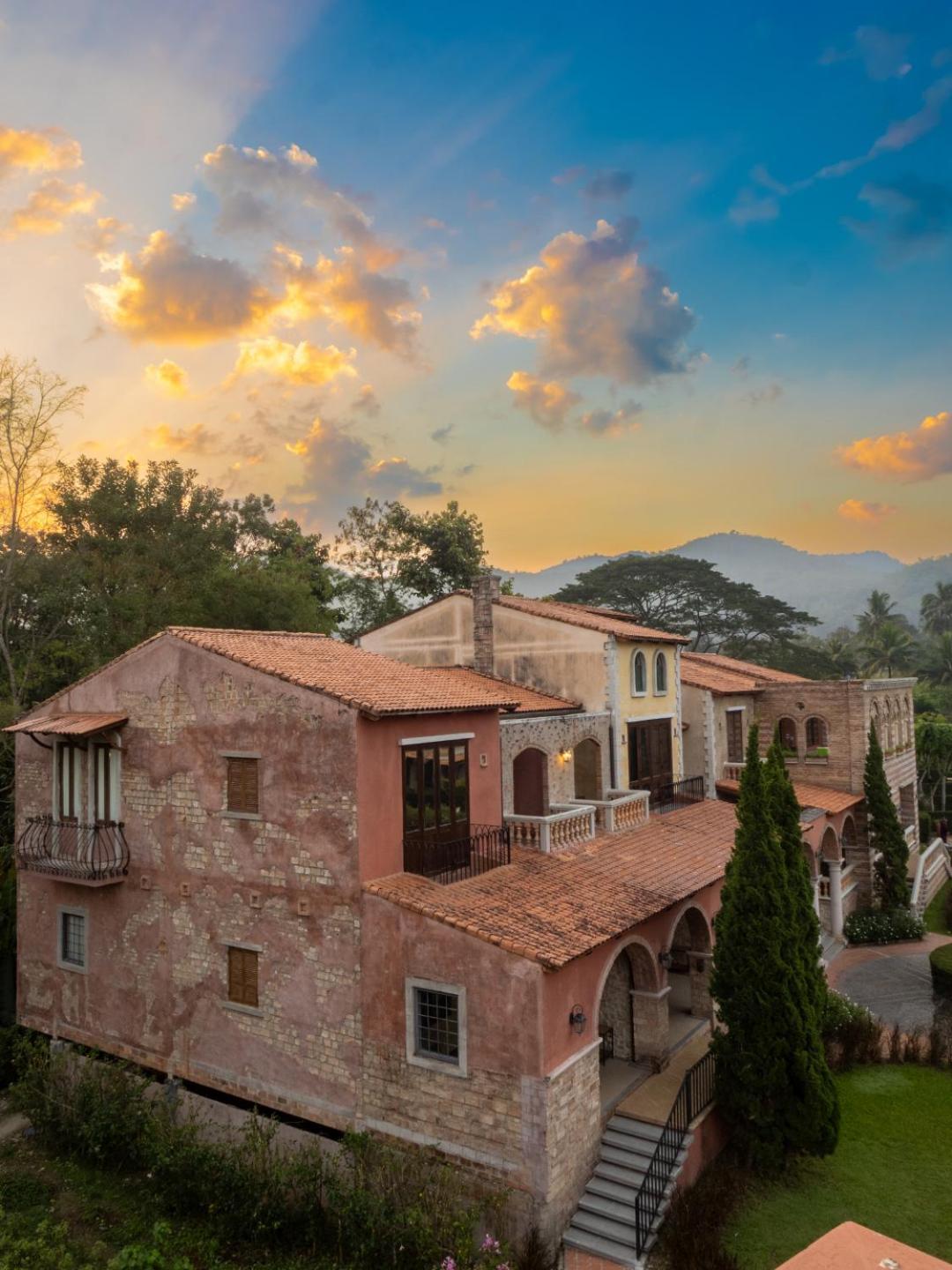 La Toscana Suan Phueng Εξωτερικό φωτογραφία