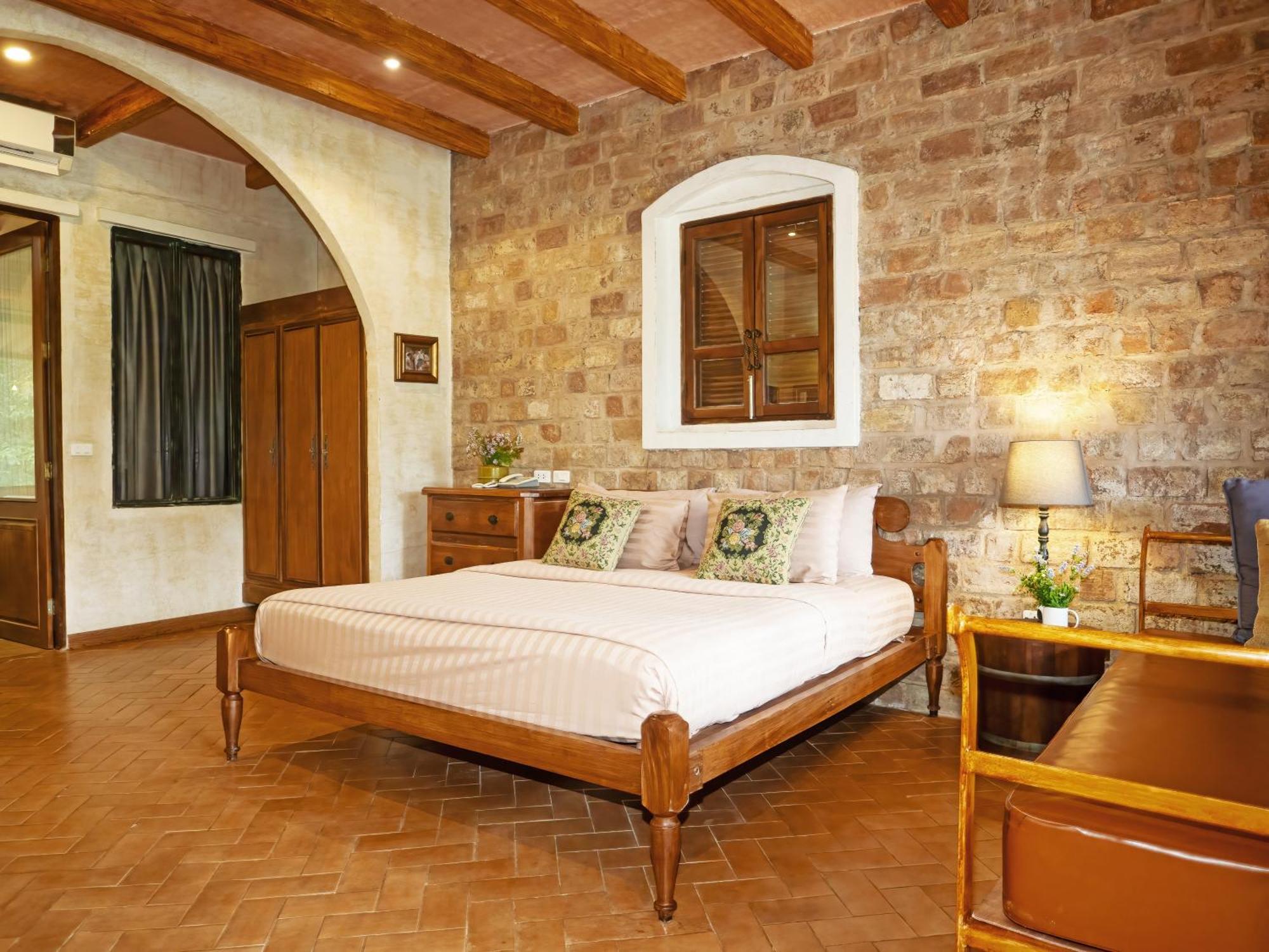 La Toscana Suan Phueng Εξωτερικό φωτογραφία