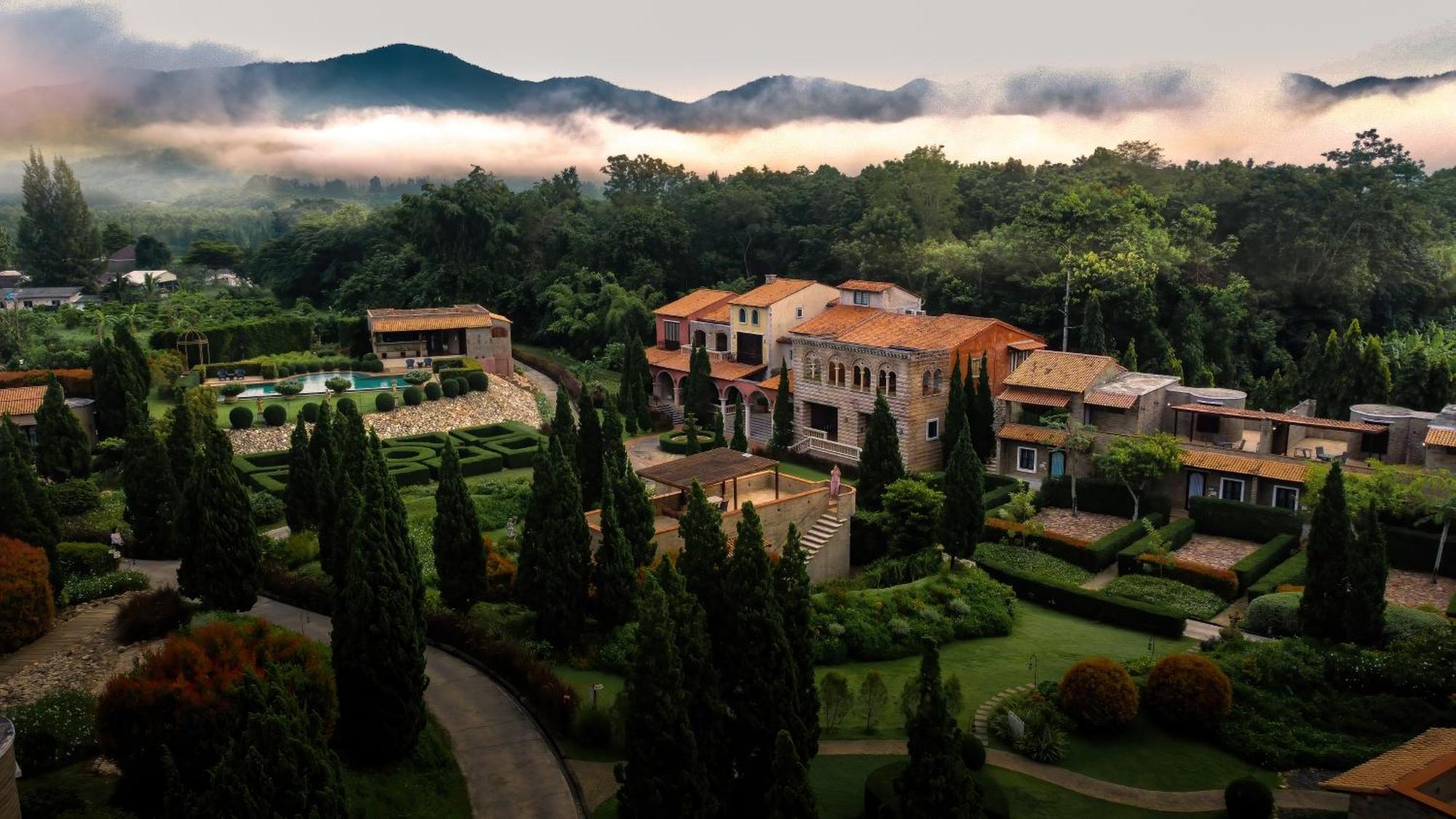 La Toscana Suan Phueng Εξωτερικό φωτογραφία