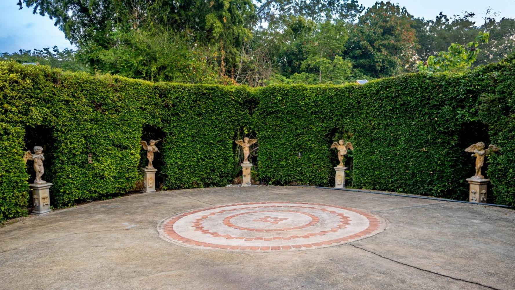 La Toscana Suan Phueng Εξωτερικό φωτογραφία