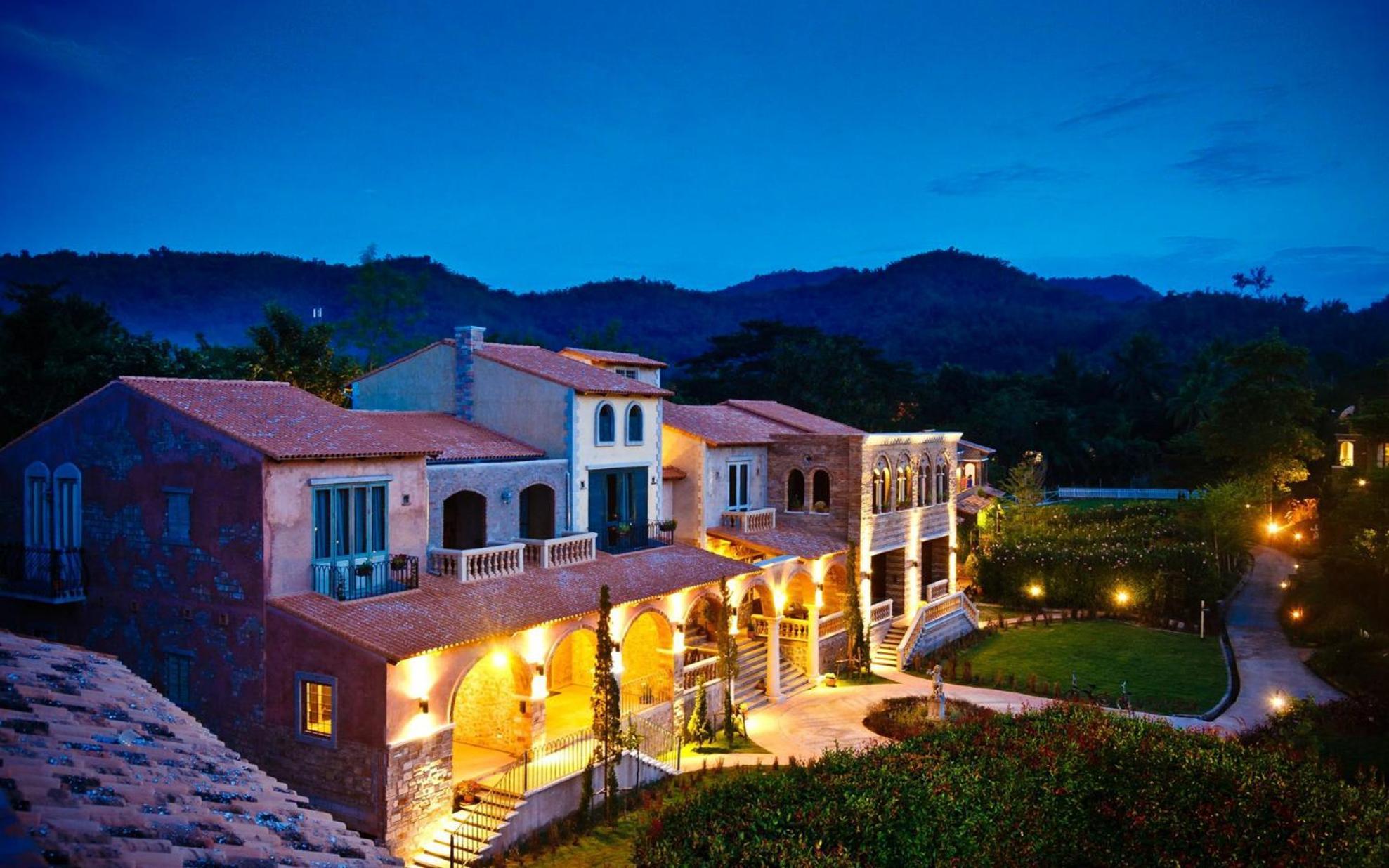 La Toscana Suan Phueng Εξωτερικό φωτογραφία